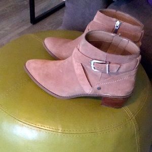 Tan Boots Size 9.5
